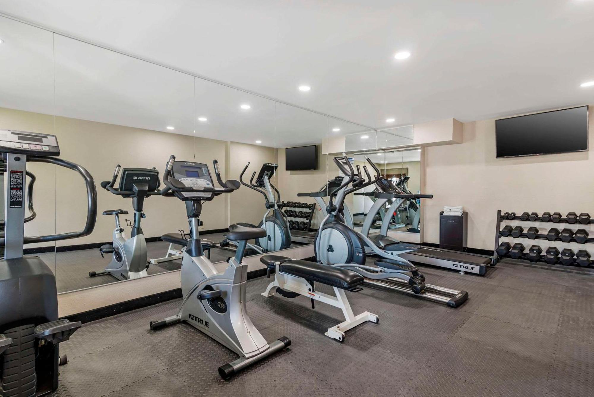 Quality Inn & Suites Morrow Atlanta South Exteriör bild