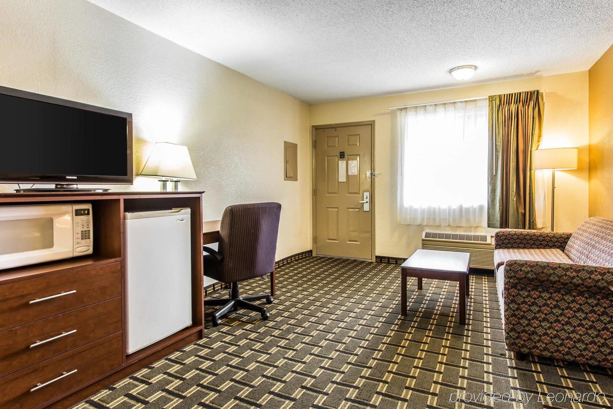 Quality Inn & Suites Morrow Atlanta South Exteriör bild