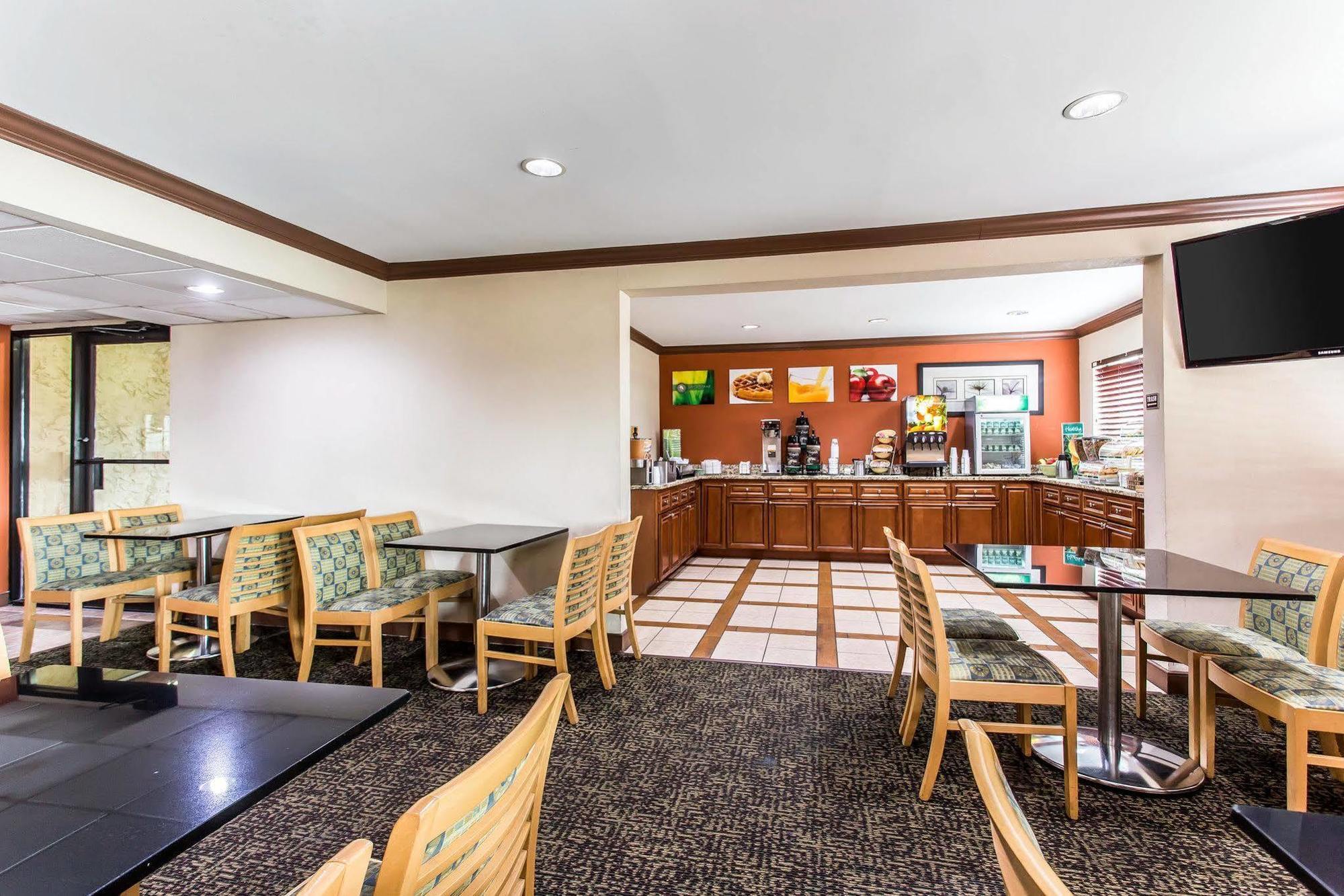Quality Inn & Suites Morrow Atlanta South Exteriör bild