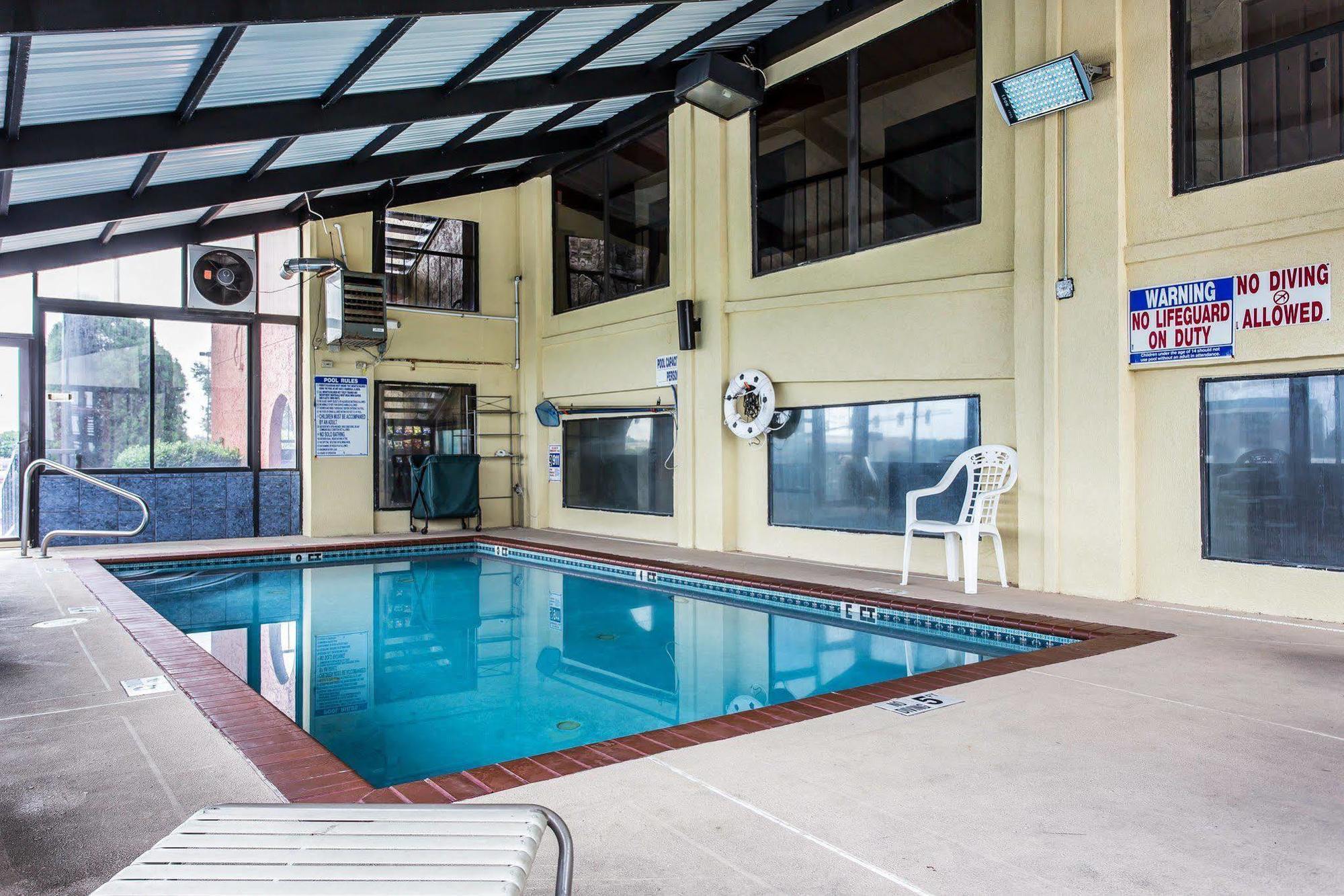 Quality Inn & Suites Morrow Atlanta South Exteriör bild