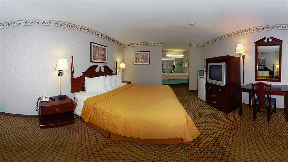 Quality Inn & Suites Morrow Atlanta South Exteriör bild